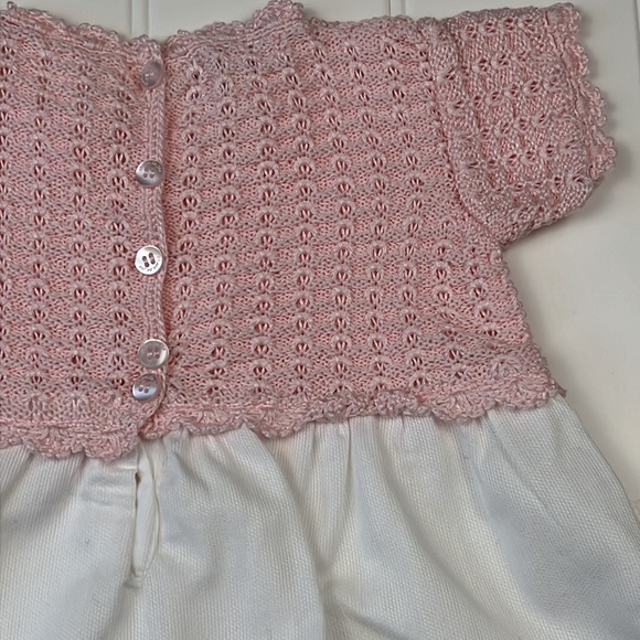 Chant de Joie White and Pink Knit Romper Size 12-18 Months - Picture 10 of 12